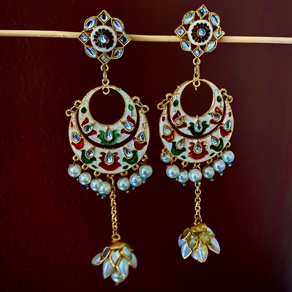 Jhumka earring